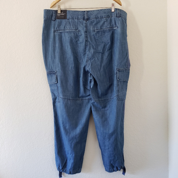 NWT - Tommy Hilfiger Chelsea Cargo Jeans - Size 16W - Picture 5 of 9